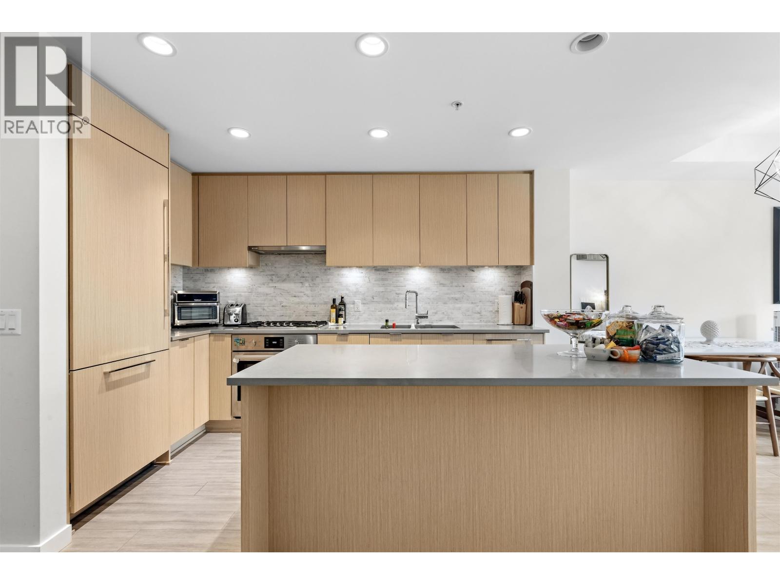 422 9213 Odlin Road, Richmond, British Columbia  V6X 0V5 - Photo 10 - R3093148