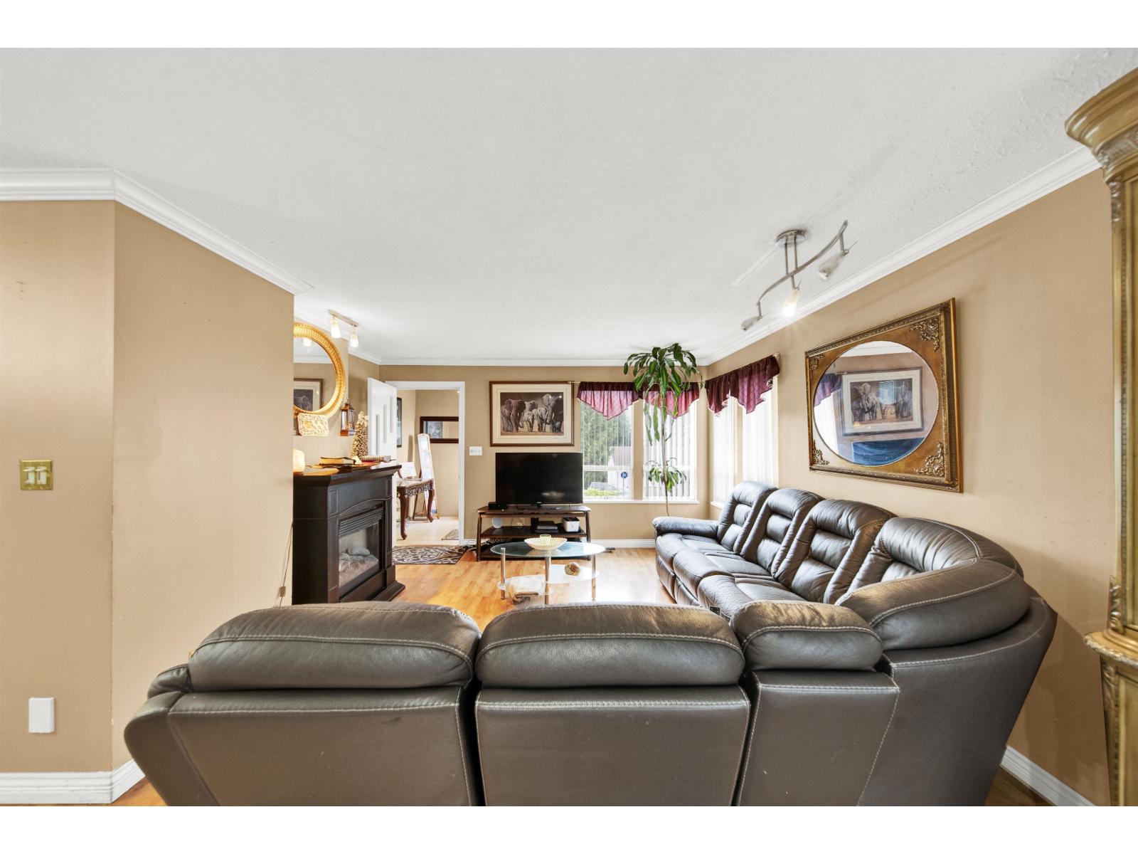 10846 129 Street Street, Surrey, British Columbia  V3T 3H8 - Photo 11 - R3073272