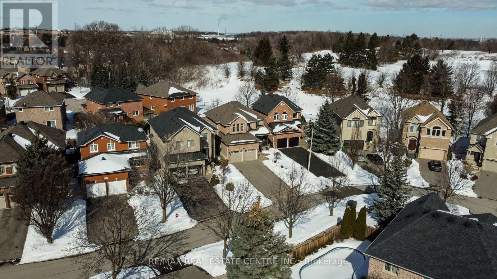 5525 Middleport Crescent, Mississauga, Ontario  L4Z 3S5 - Photo 38 - W12817560