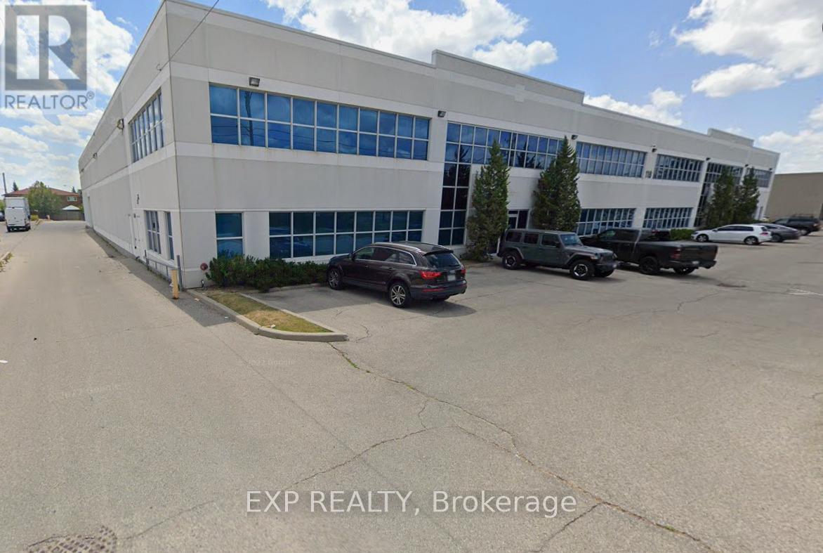 118 Milvan Drive, Toronto, Ontario  M9L 1Z9 - Photo 1 - W12817650