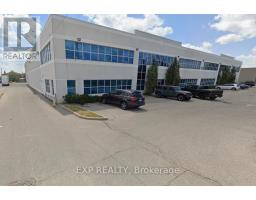 118 MILVAN DRIVE, Toronto, Ontario