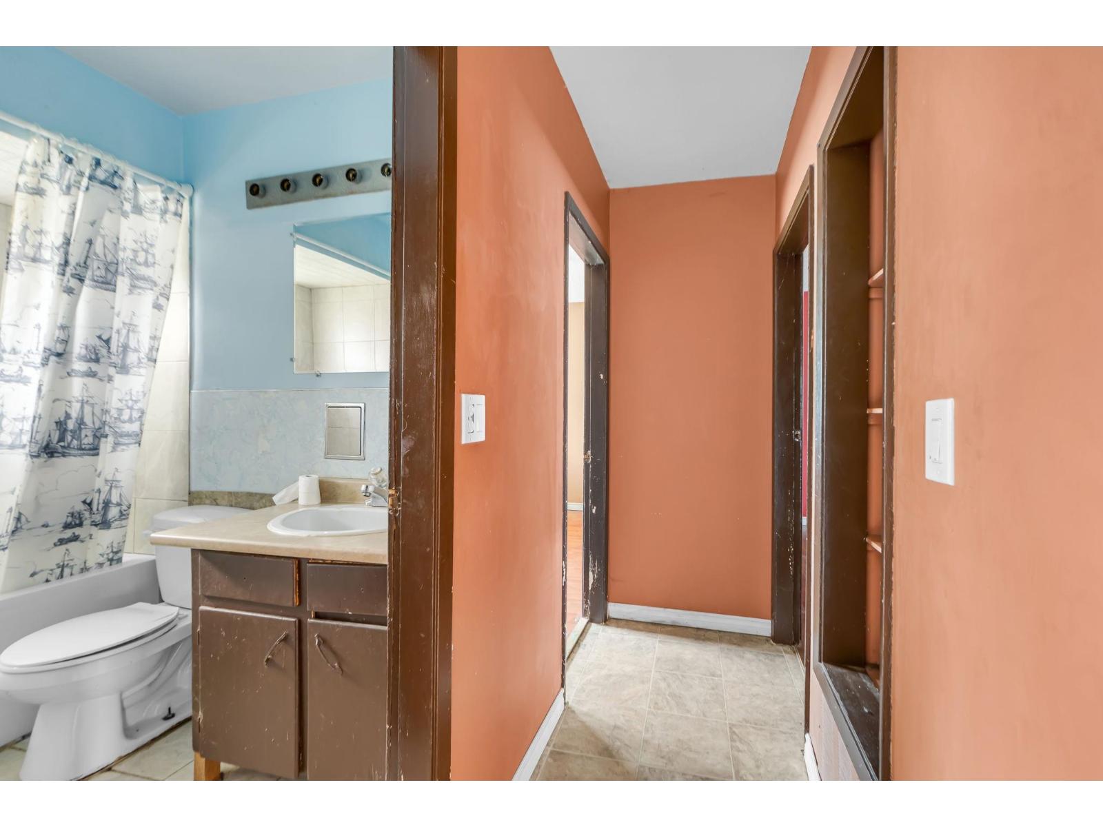 8498 N 122 Street, Surrey, British Columbia  V3W 3T1 - Photo 12 - R3092752