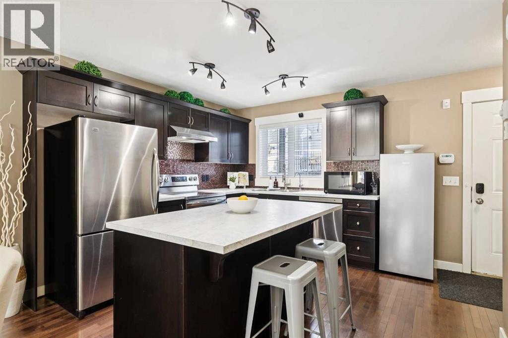 124 Cascades Pass, Chestermere, Alberta  T1X 0K8 - Photo 7 - A2287778