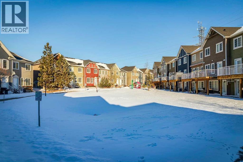 124 Cascades Pass, Chestermere, Alberta  T1X 0K8 - Photo 29 - A2287778