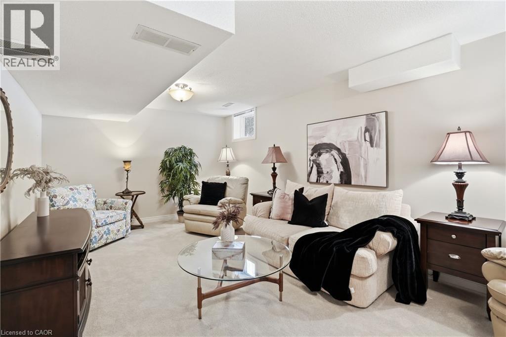 1121 Forestvale Drive, Burlington, Ontario  L7P 4W3 - Photo 31 - 40807307