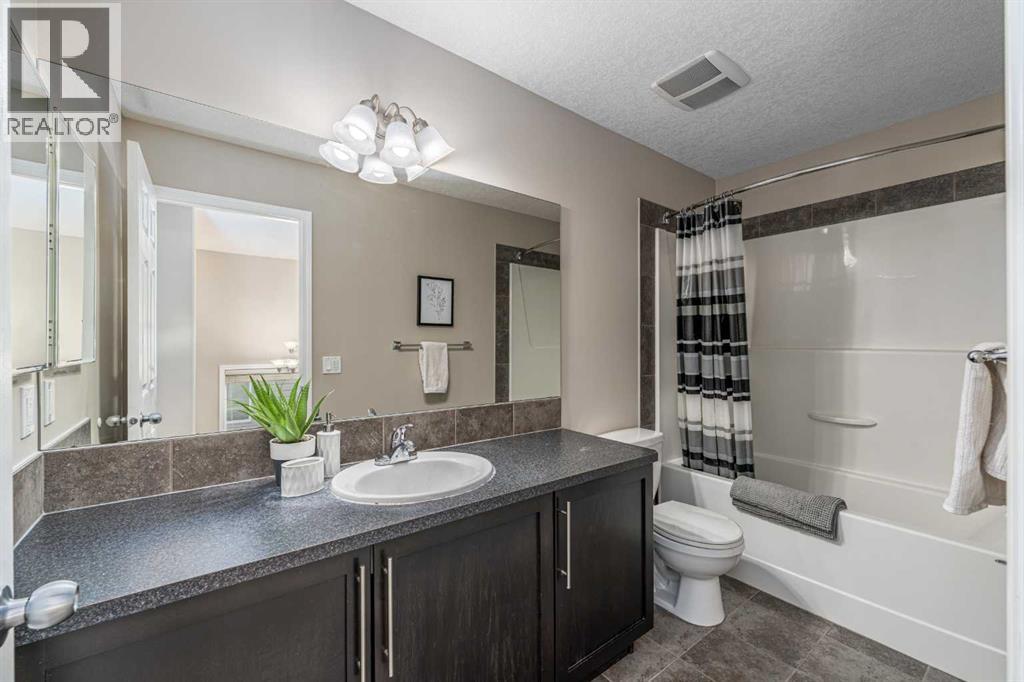 194 Kincora Glen Rise Nw, Calgary, Alberta  T3R 0B8 - Photo 34 - A2276112