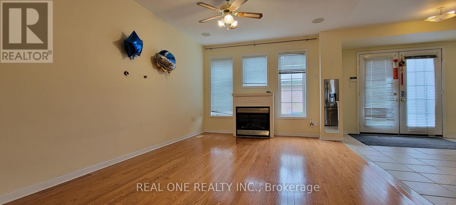 749 Bur Oak Avenue, Markham, Ontario  L6E 1C3 - Photo 3 - N12817664