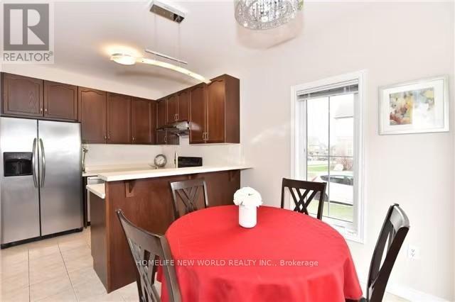 17 Aubergine Street, Richmond Hill, Ontario  L4E 5A8 - Photo 6 - N12817674