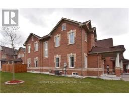 17 AUBERGINE STREET, Richmond Hill, Ontario