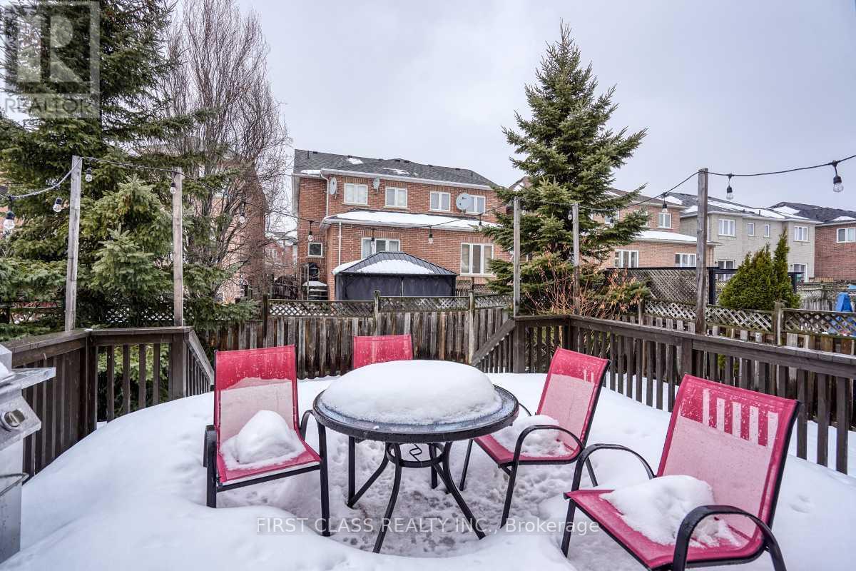 36 Brackenwood Avenue, Richmond Hill, Ontario  L4S 2P3 - Photo 30 - N12817678