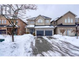 36 BRACKENWOOD AVENUE, Richmond Hill, Ontario