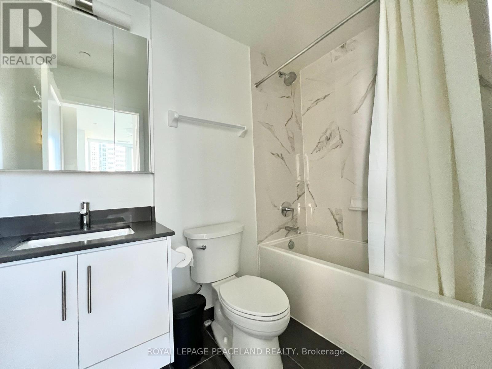 1010 - 105 Oneida Crescent, Richmond Hill, Ontario  L4B 0H6 - Photo 15 - N12817680