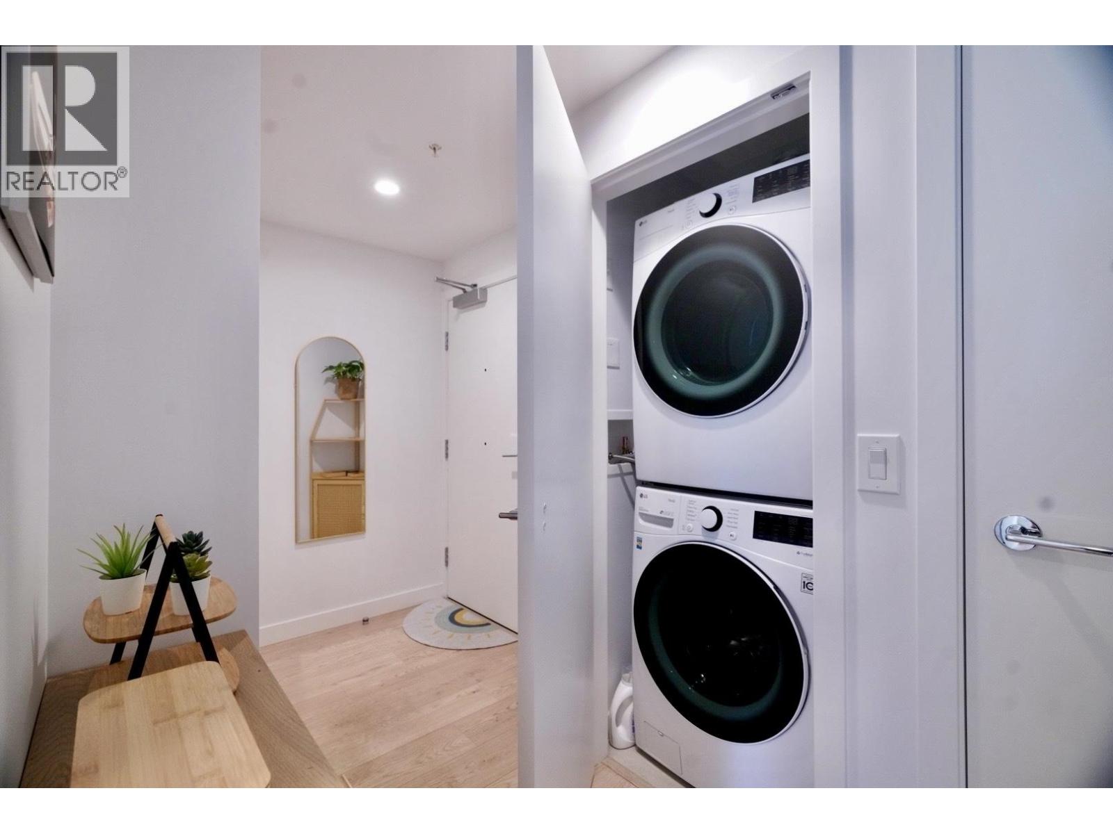 Listing Picture 13 of 26 : 802 2181 MADISON AVENUE, Burnaby / 本拿比 - 魯藝地產 Yvonne Lu Group - MLS Medallion Club Member