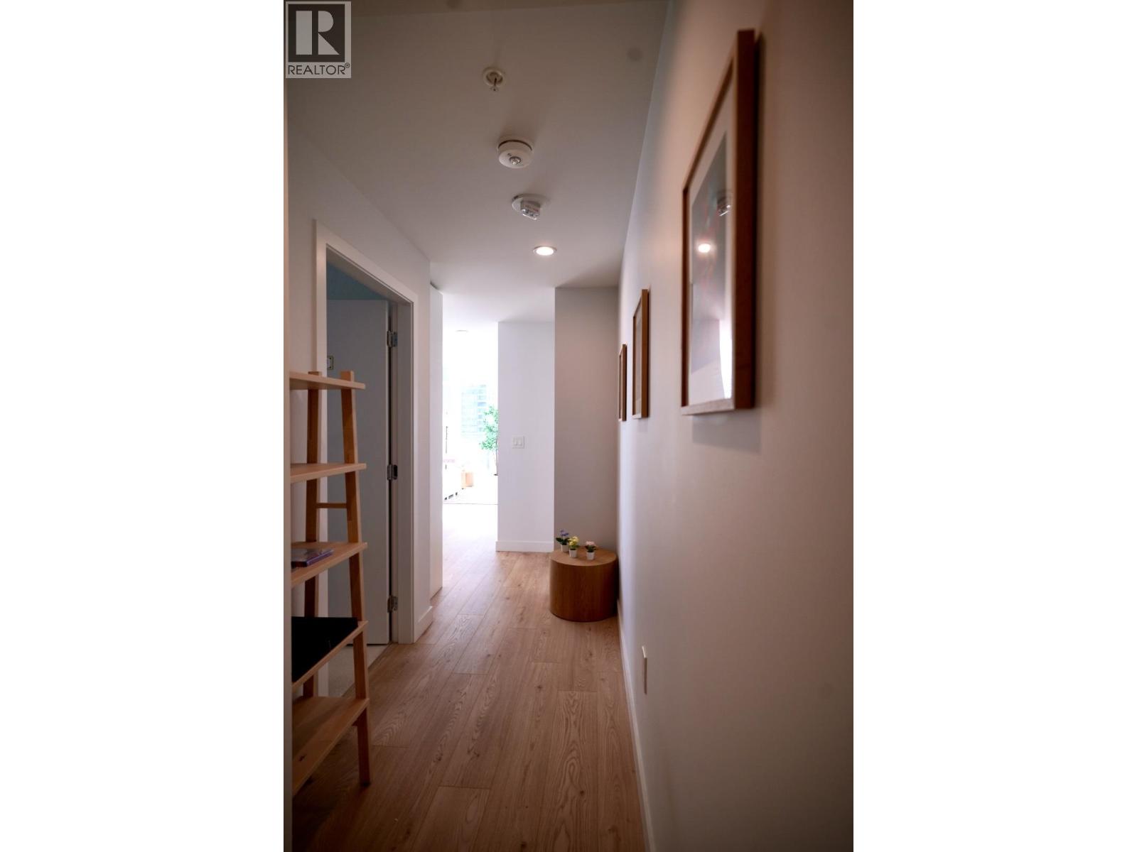 Listing Picture 10 of 26 : 802 2181 MADISON AVENUE, Burnaby / 本拿比 - 魯藝地產 Yvonne Lu Group - MLS Medallion Club Member