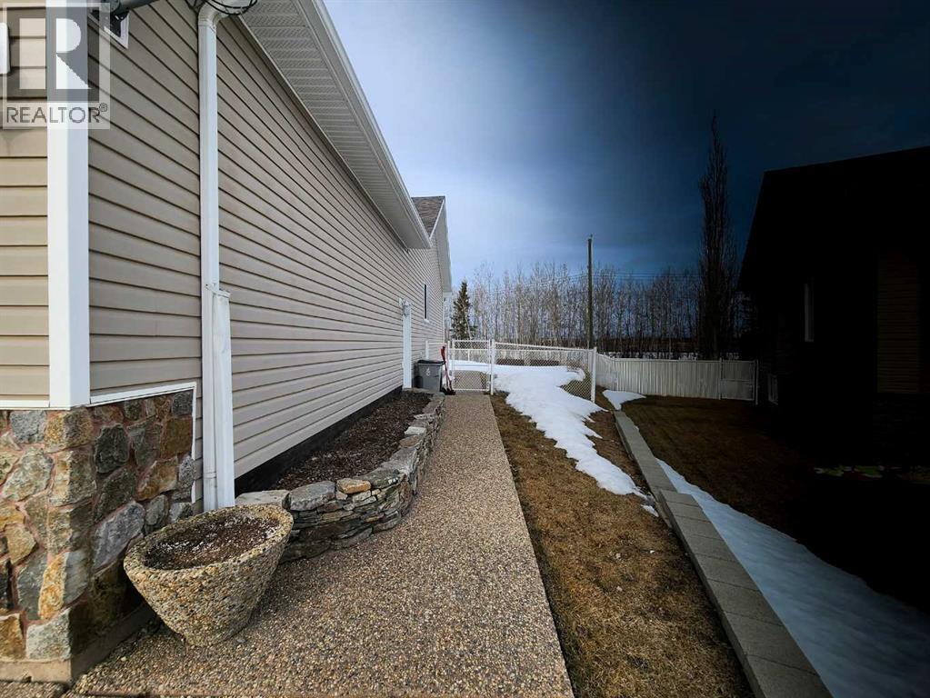 4122 48 Avenue, Mayerthorpe, Alberta  T0E 1N0 - Photo 38 - A2286985