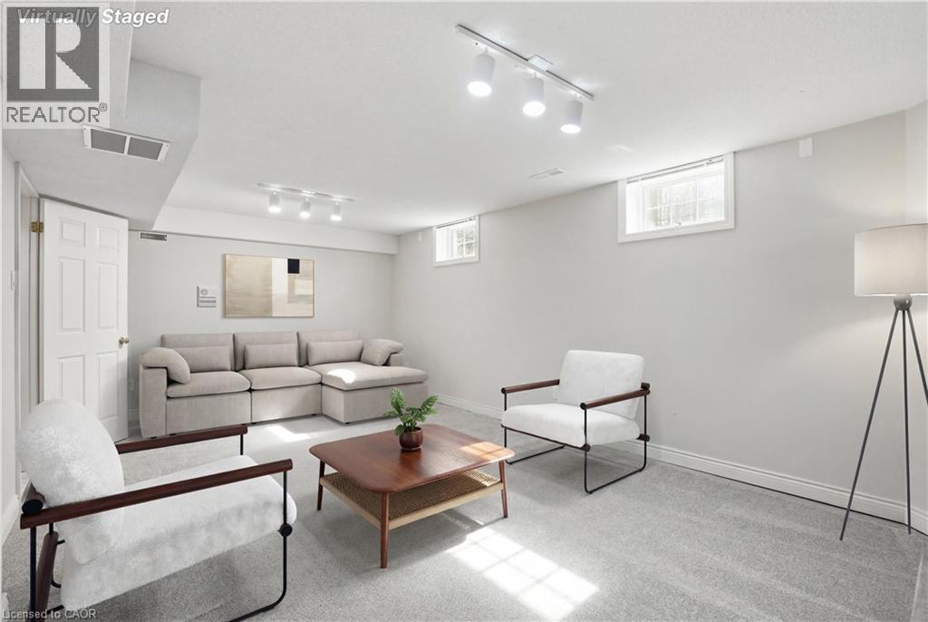 1121 Forestvale Drive, Burlington, Ontario  L7P 4W3 - Photo 37 - 40807307