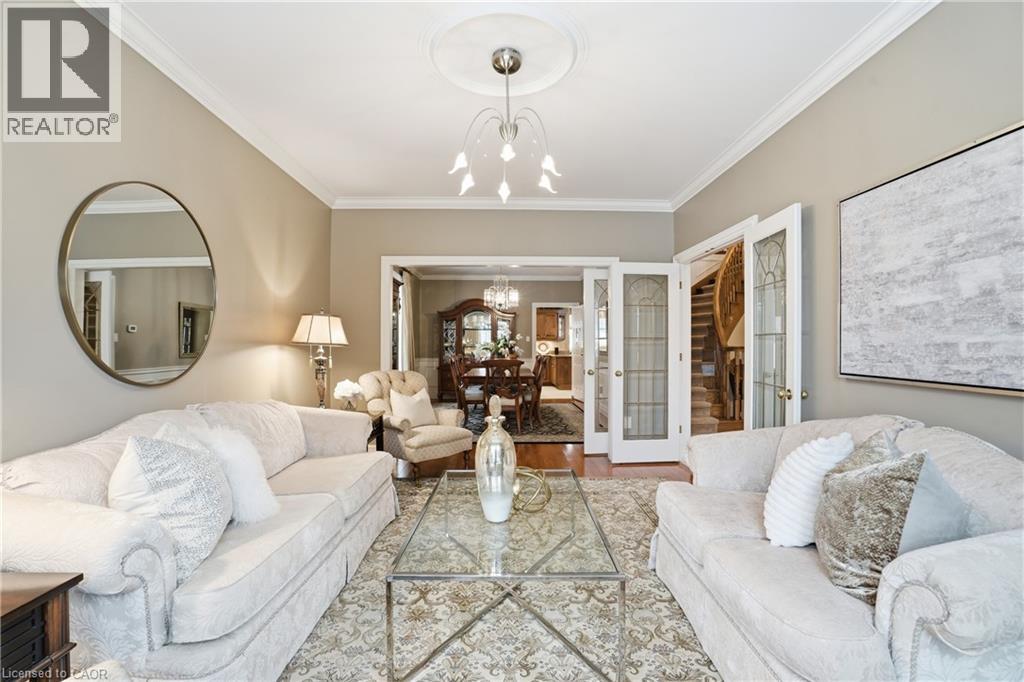 1121 Forestvale Drive, Burlington, Ontario  L7P 4W3 - Photo 10 - 40807307