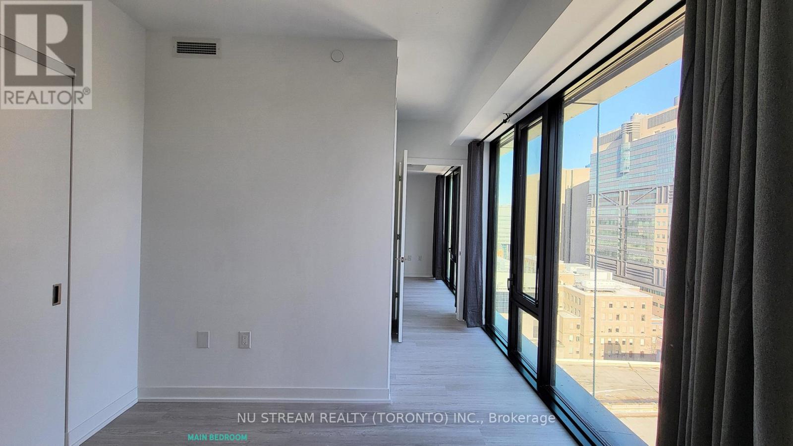 1510 - 195 Mccaul Street, Toronto, Ontario  M5T 0E5 - Photo 8 - C12817692