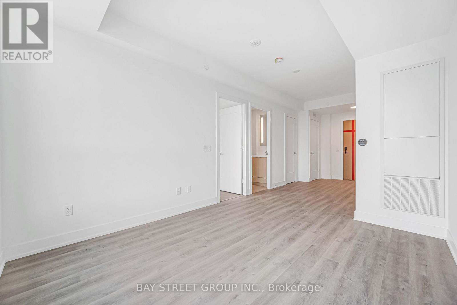 25 Cordova Avenue, Toronto, Ontario  M9A 1B2 - Photo 10 - W12631104