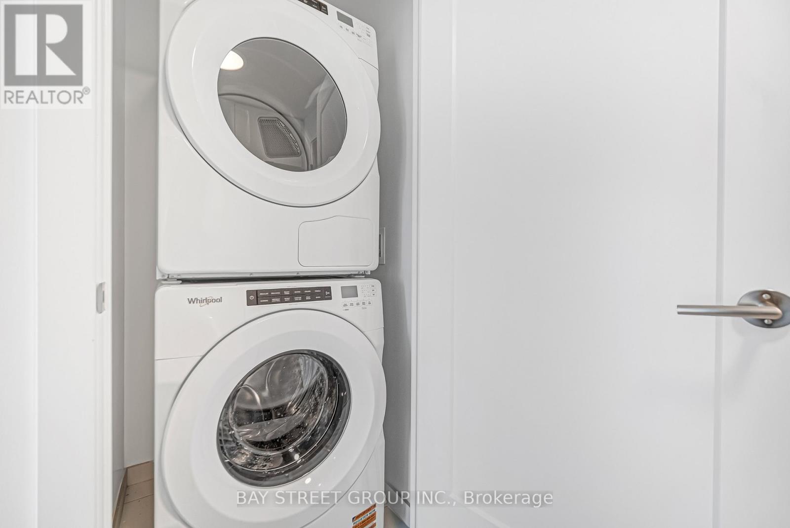 25 Cordova Avenue, Toronto, Ontario  M9A 1B2 - Photo 16 - W12631104