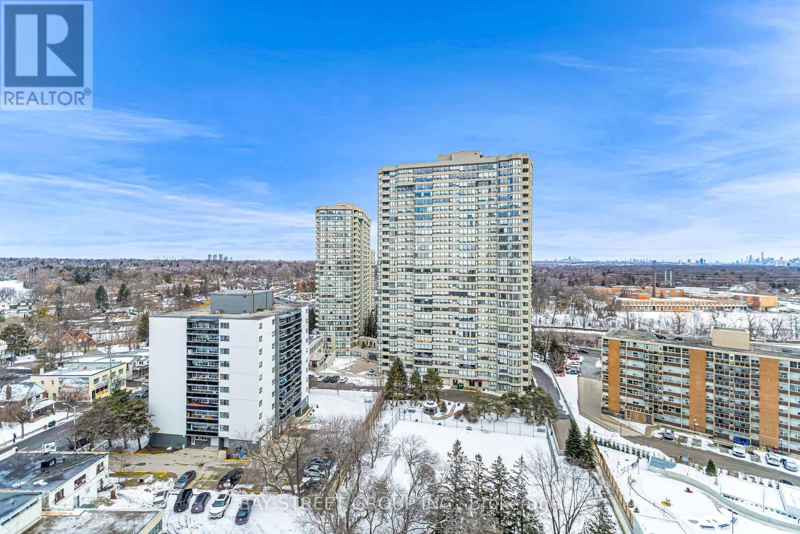 25 Cordova Avenue, Toronto, Ontario  M9A 1B2 - Photo 17 - W12631104