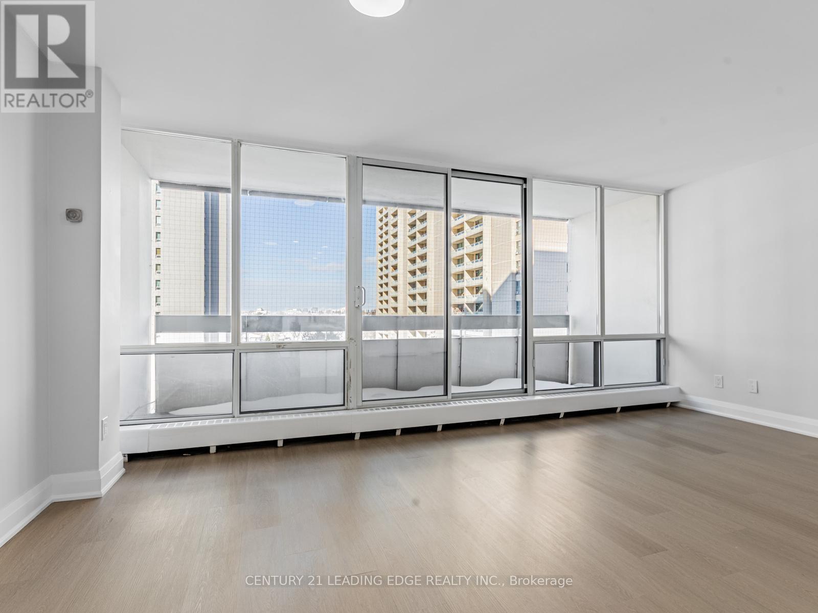 718 - 377 Ridelle Avenue, Toronto, Ontario  M6B 1K2 - Photo 13 - W12817706