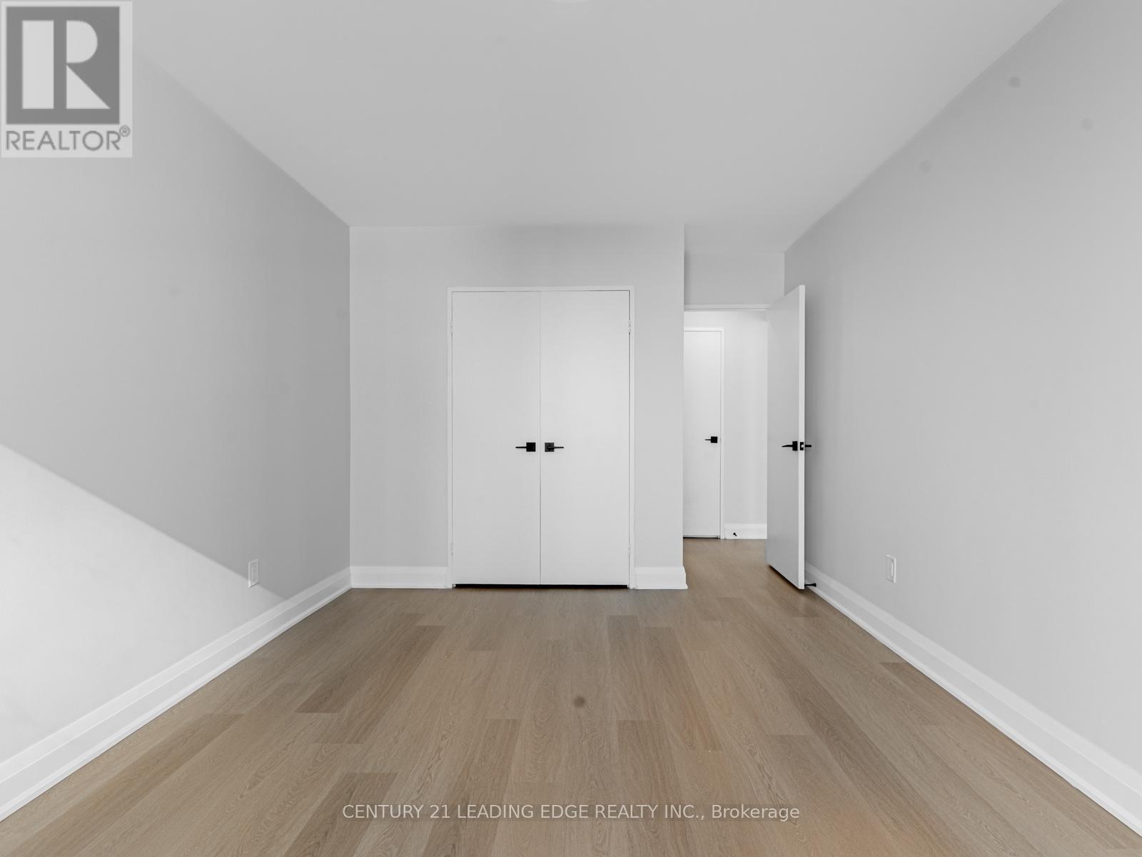 718 - 377 Ridelle Avenue, Toronto, Ontario  M6B 1K2 - Photo 16 - W12817706