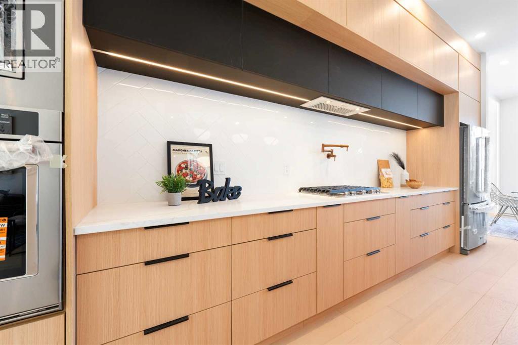 2105 7 Street Ne, Calgary, Alberta  T2E 4C7 - Photo 11 - A2286239