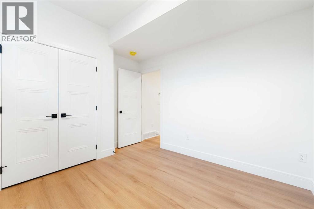 2105 7 Street Ne, Calgary, Alberta  T2E 4C7 - Photo 41 - A2286239