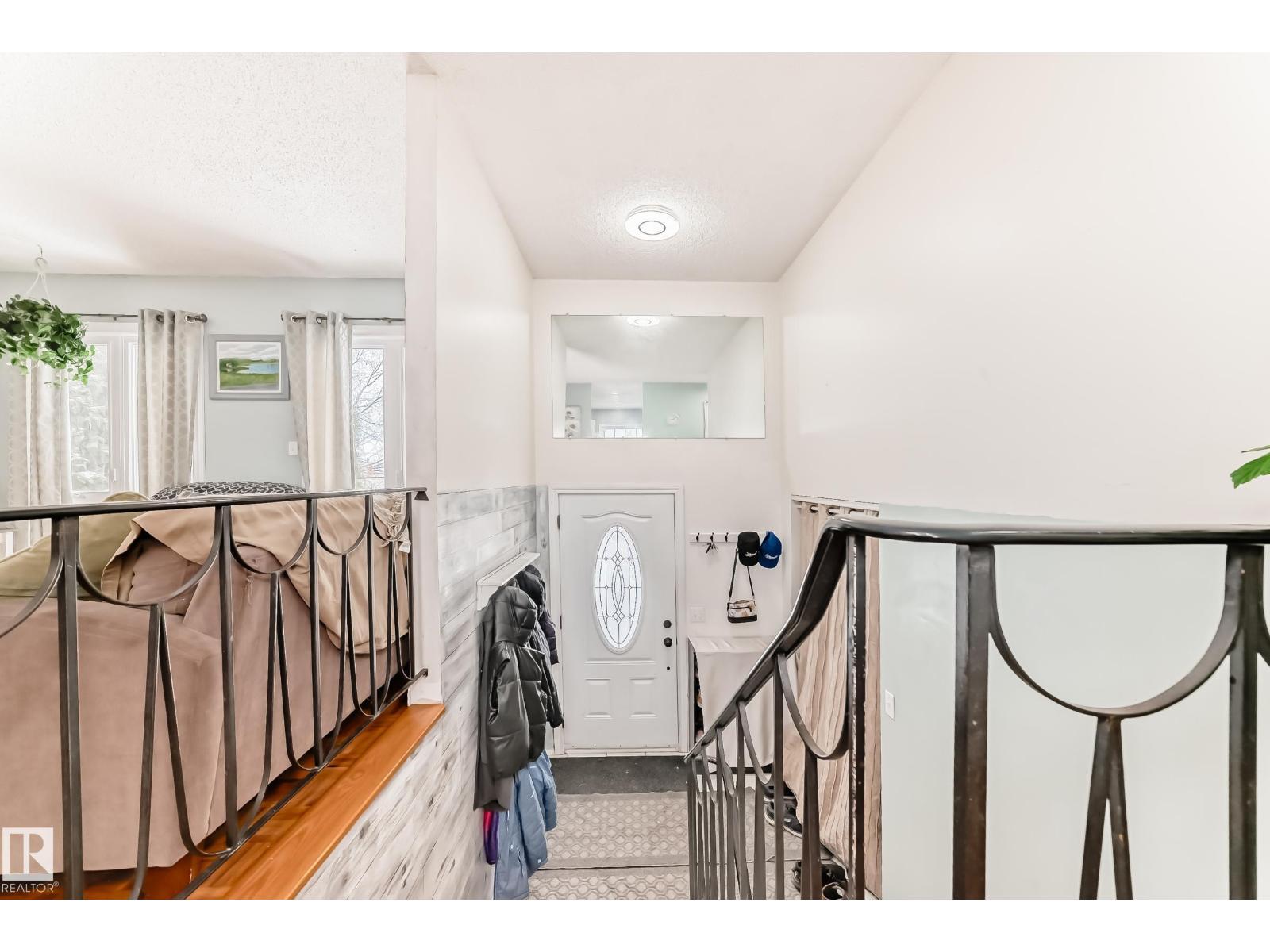 4315 89 St Nw, Edmonton, Alberta  T6K 1A6 - Photo 3 - E4474743