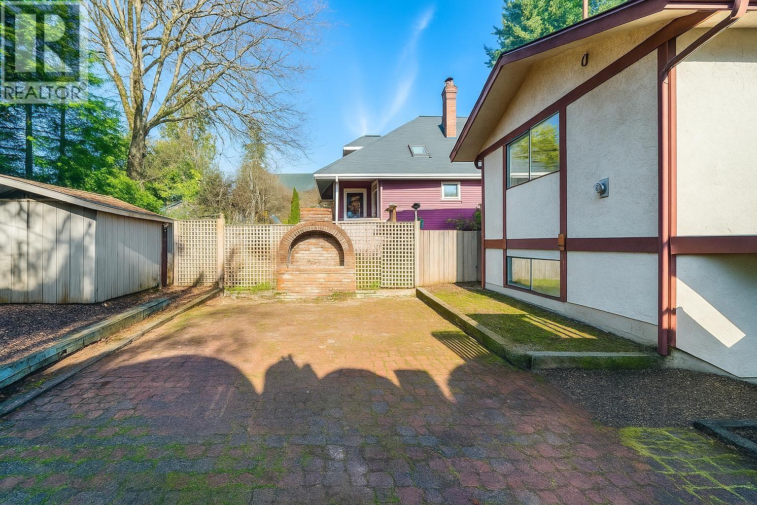 3003 Nw Sunnyhurst Road, North Vancouver, British Columbia  V7K 2G4 - Photo 24 - R3093107