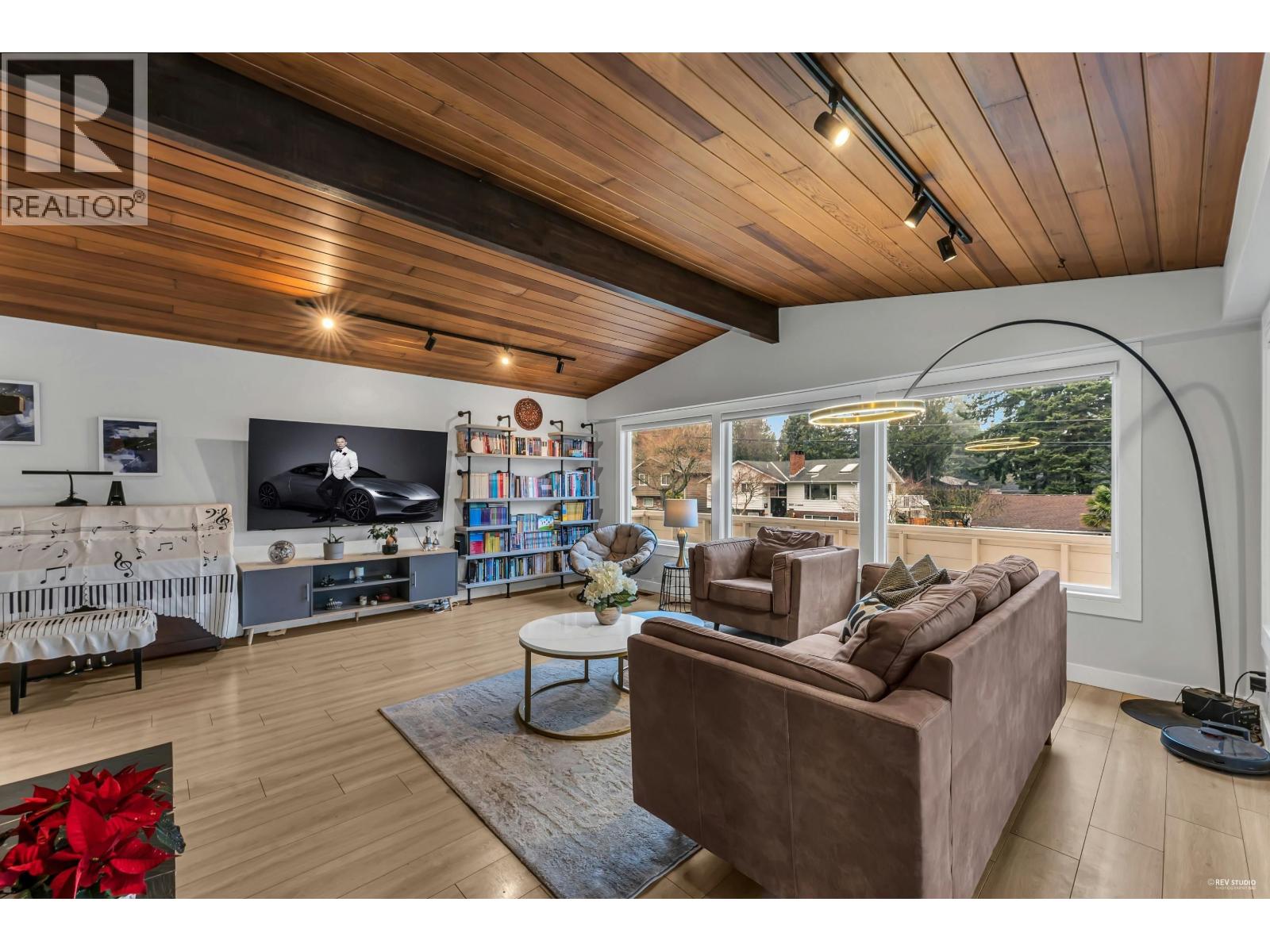 5068 7b Avenue, Delta, British Columbia  V4M 1S5 - Photo 4 - R3093384