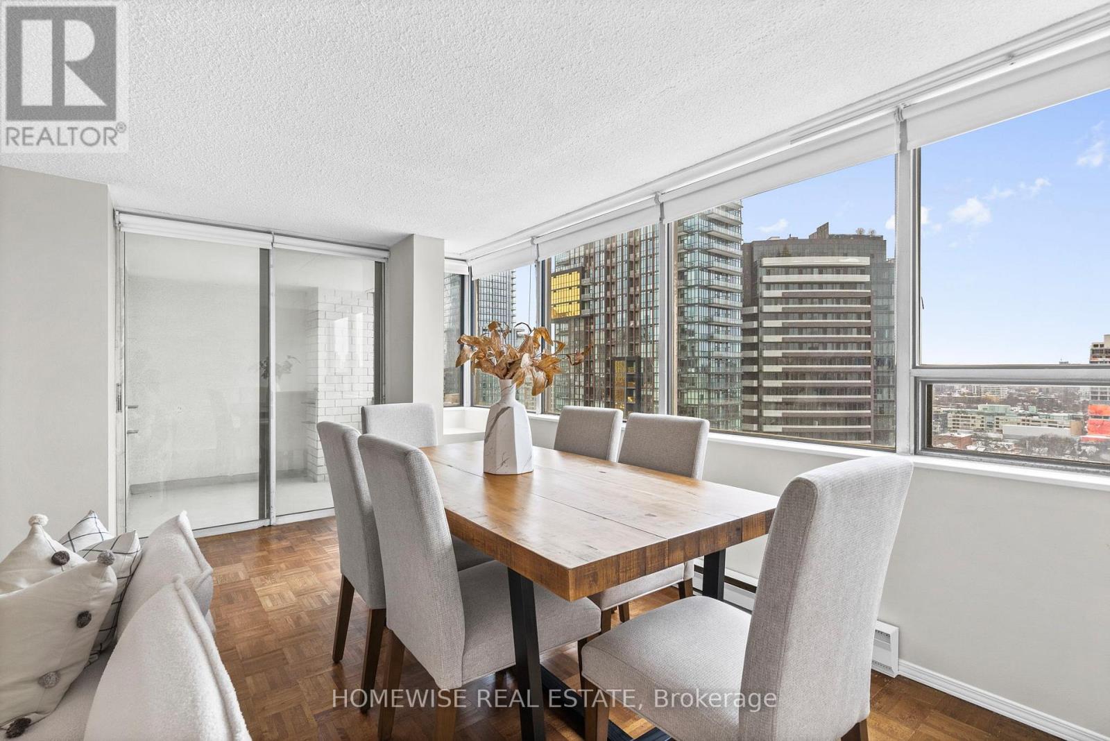 1807 - 914 Yonge Street, Toronto, Ontario  M4W 3C8 - Photo 10 - C12817732