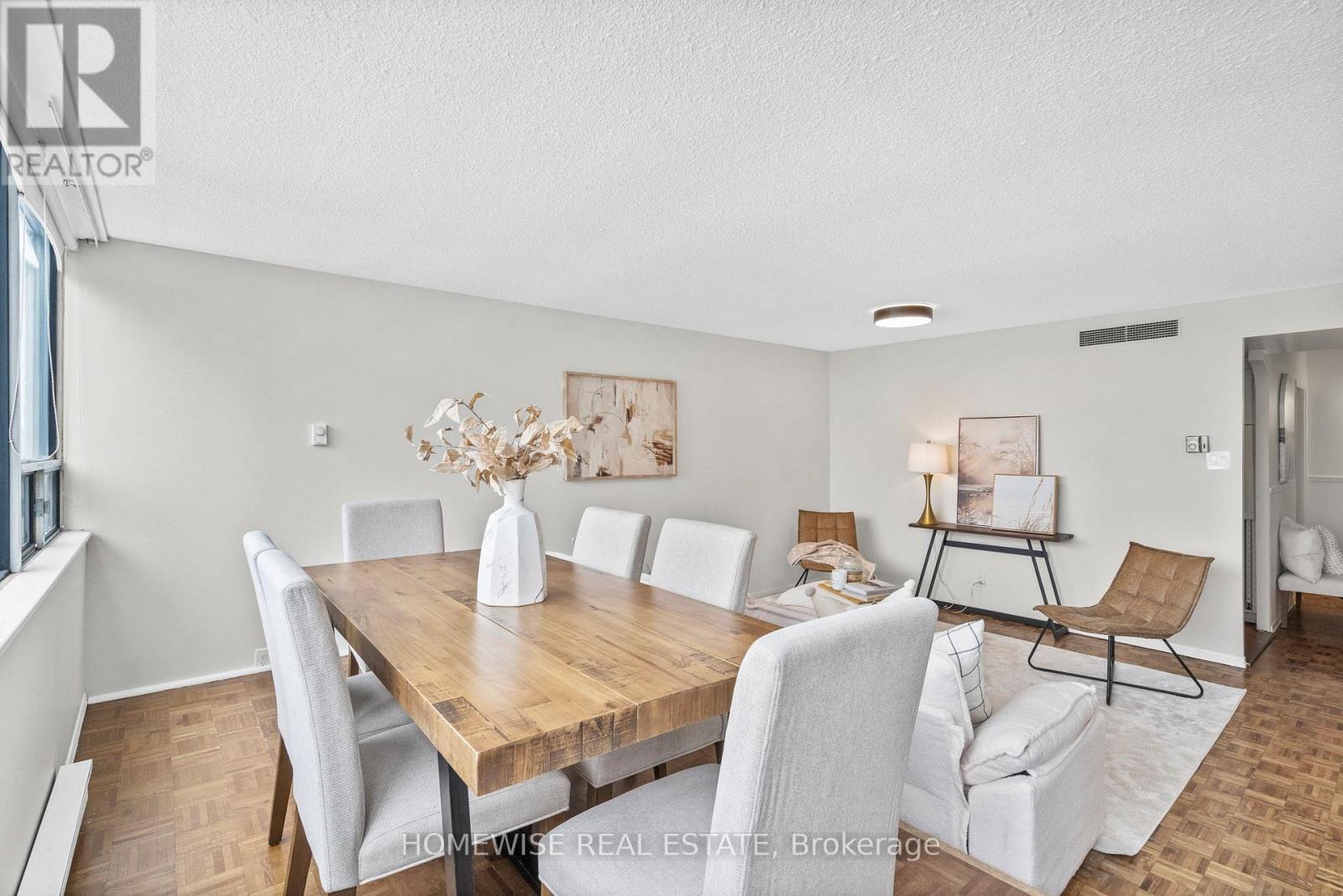 1807 - 914 Yonge Street, Toronto, Ontario  M4W 3C8 - Photo 6 - C12817732