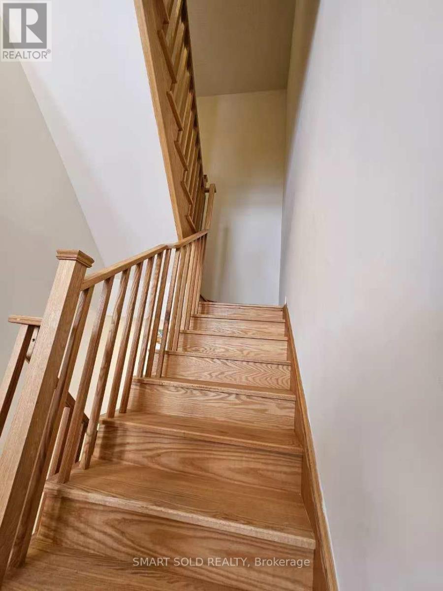 23 Millman Lane, Richmond Hill, Ontario  L4S 0P8 - Photo 3 - N12817712