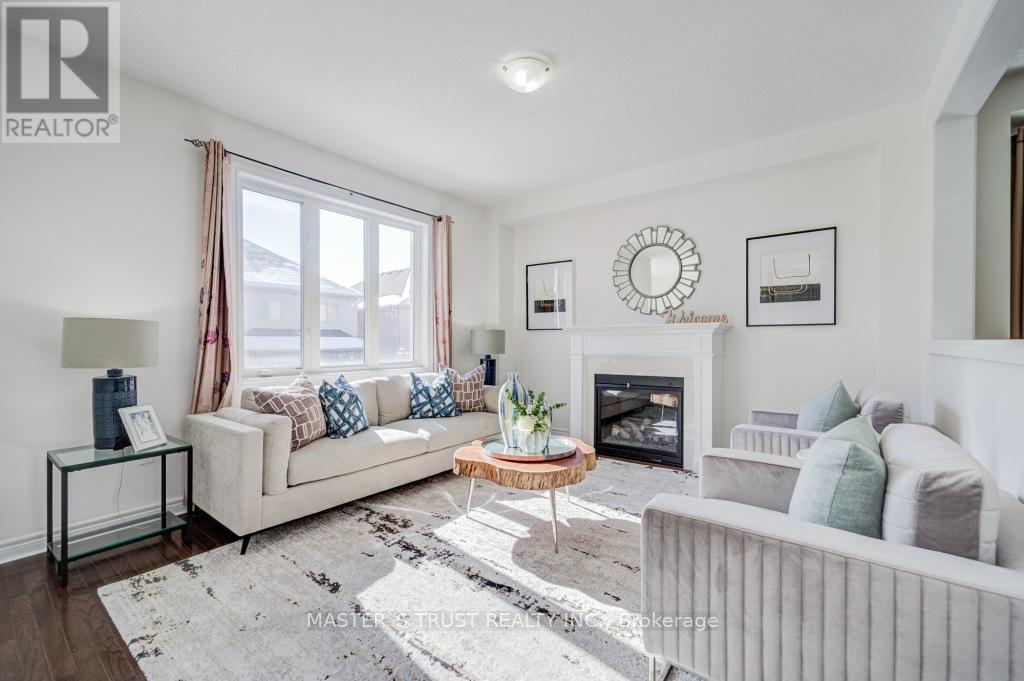 56 Herefordshire Crescent, East Gwillimbury, Ontario  L9N 0B7 - Photo 11 - N12817724