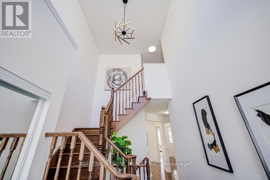 56 Herefordshire Crescent, East Gwillimbury, Ontario  L9N 0B7 - Photo 22 - N12817724