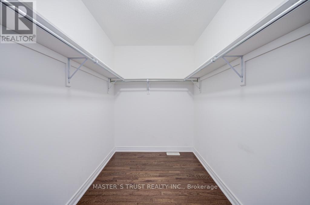 56 Herefordshire Crescent, East Gwillimbury, Ontario  L9N 0B7 - Photo 36 - N12817724