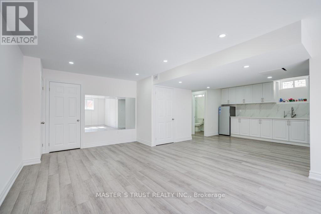 56 Herefordshire Crescent, East Gwillimbury, Ontario  L9N 0B7 - Photo 42 - N12817724