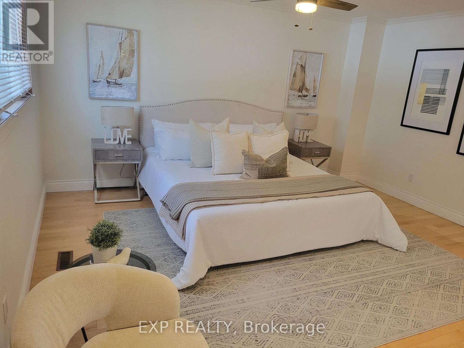 1104 Sawgrass Crescent, Mississauga, Ontario  L5C 3V4 - Photo 23 - W12817708