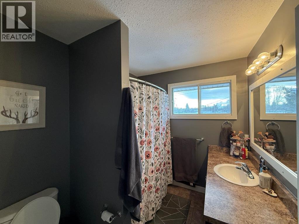 31, 126 Hardisty Avenue, Hinton, Alberta  T7V 1B6 - Photo 16 - A2272504