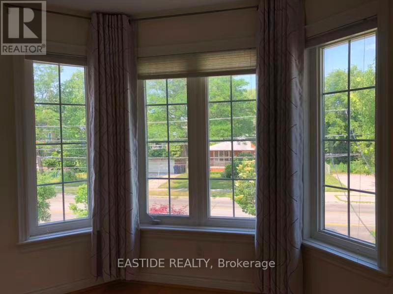 331 Senlac Road, Toronto, Ontario  M2R 3X3 - Photo 3 - C12817748