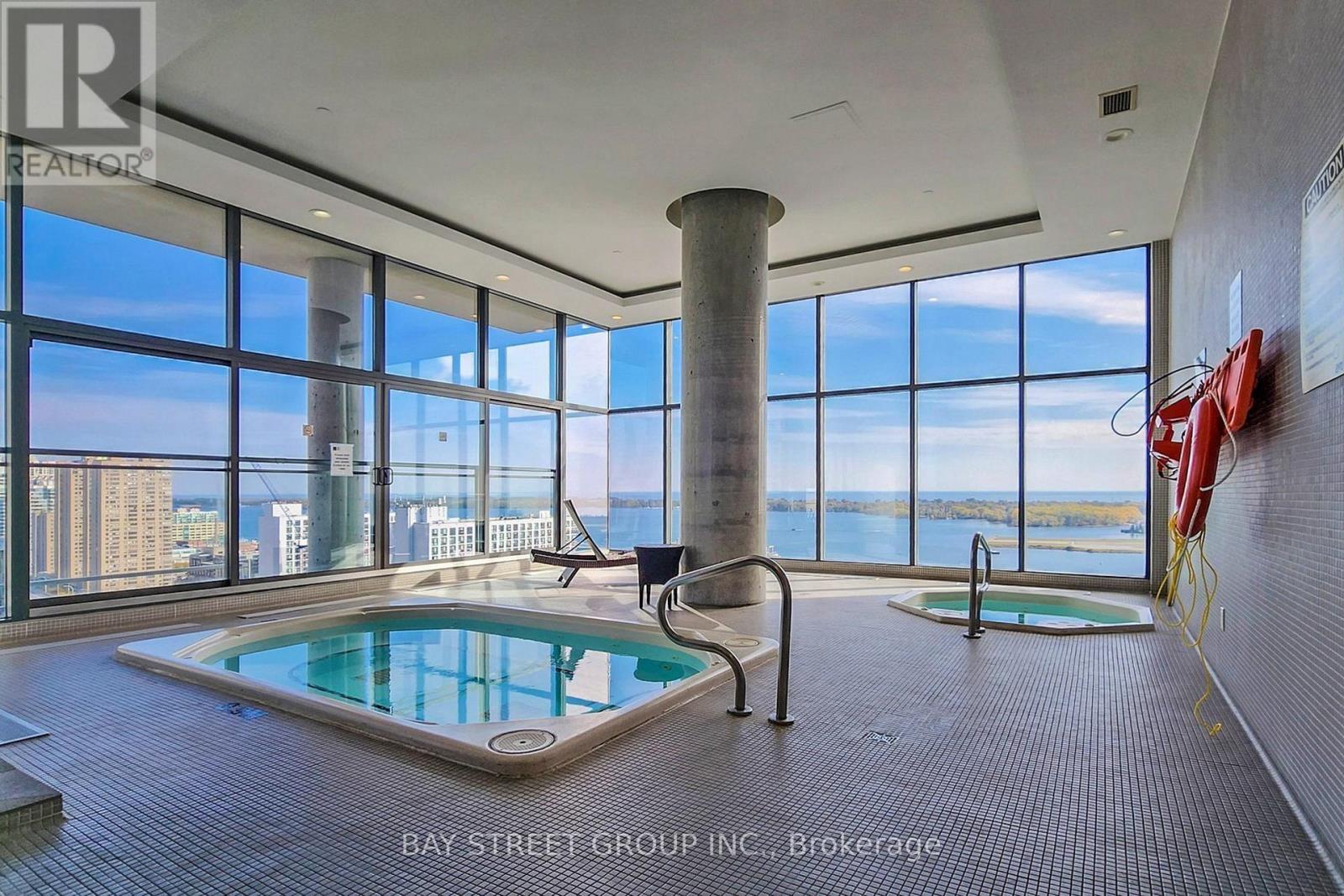 3716 - 11 Brunel Court, Toronto, Ontario  M5V 3Y3 - Photo 17 - C12817758