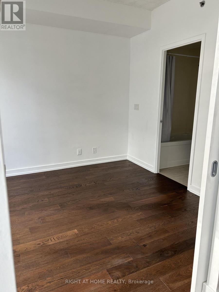 808 - 21 Nelson Street, Toronto, Ontario  M5V 3H9 - Photo 4 - C12817764