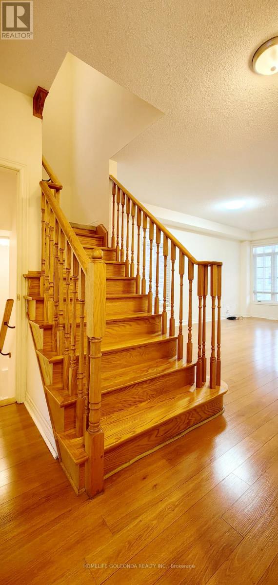 21 Chokecherry Crescent, Markham, Ontario  L6E 0J5 - Photo 14 - N12817754