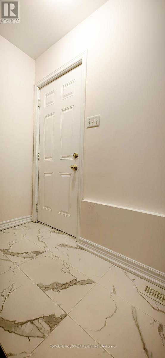 21 Chokecherry Crescent, Markham, Ontario  L6E 0J5 - Photo 36 - N12817754