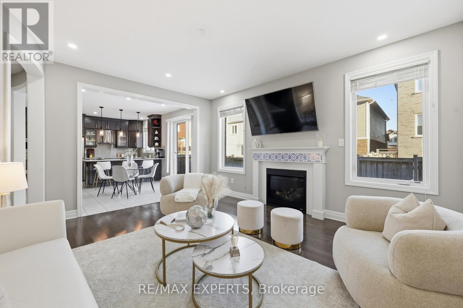 1431 Whitney Terrace, Milton, Ontario  L9E 0B7 - Photo 3 - W12817746