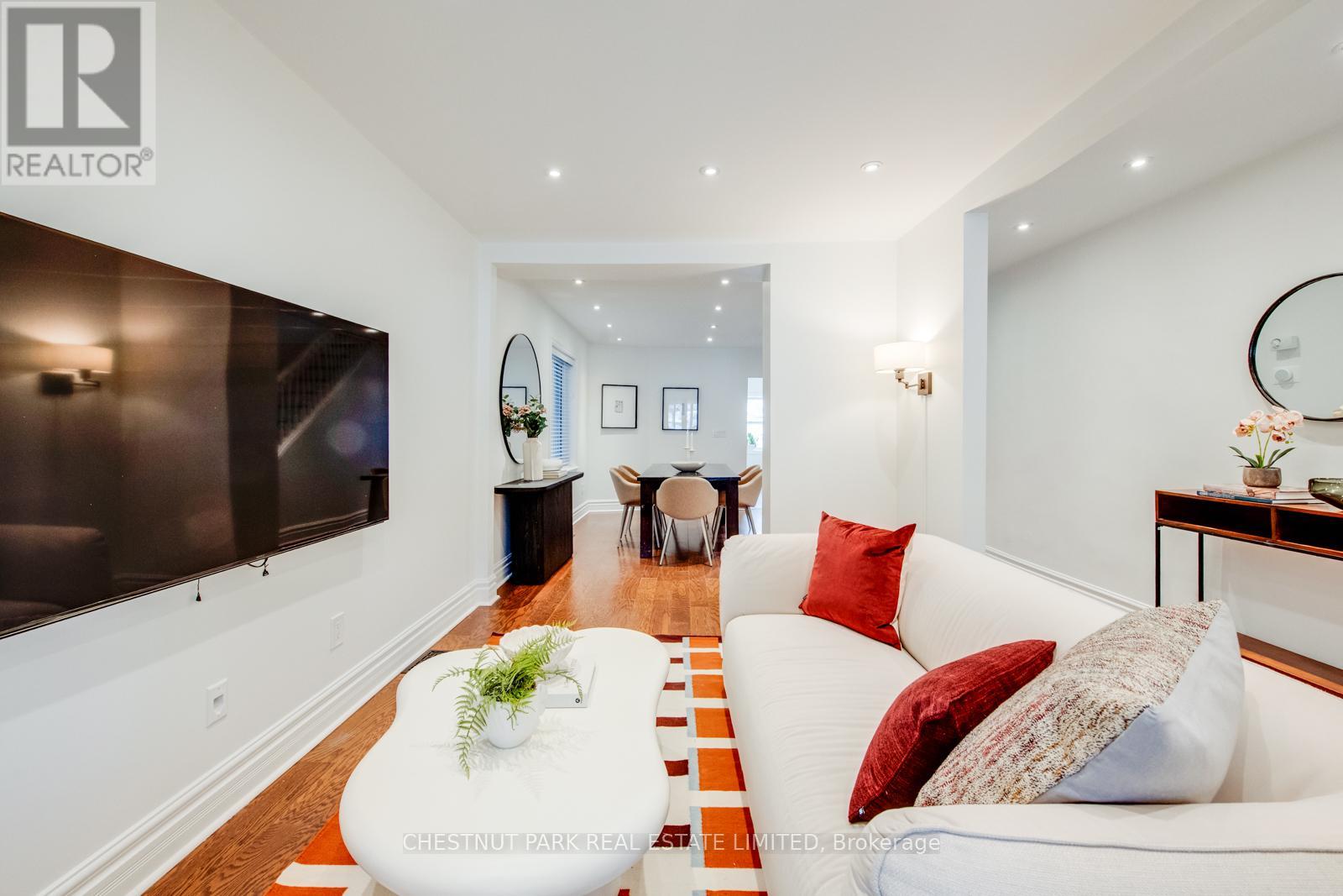 268 Prescott Avenue, Toronto, Ontario  M6N 3H1 - Photo 10 - W12817756