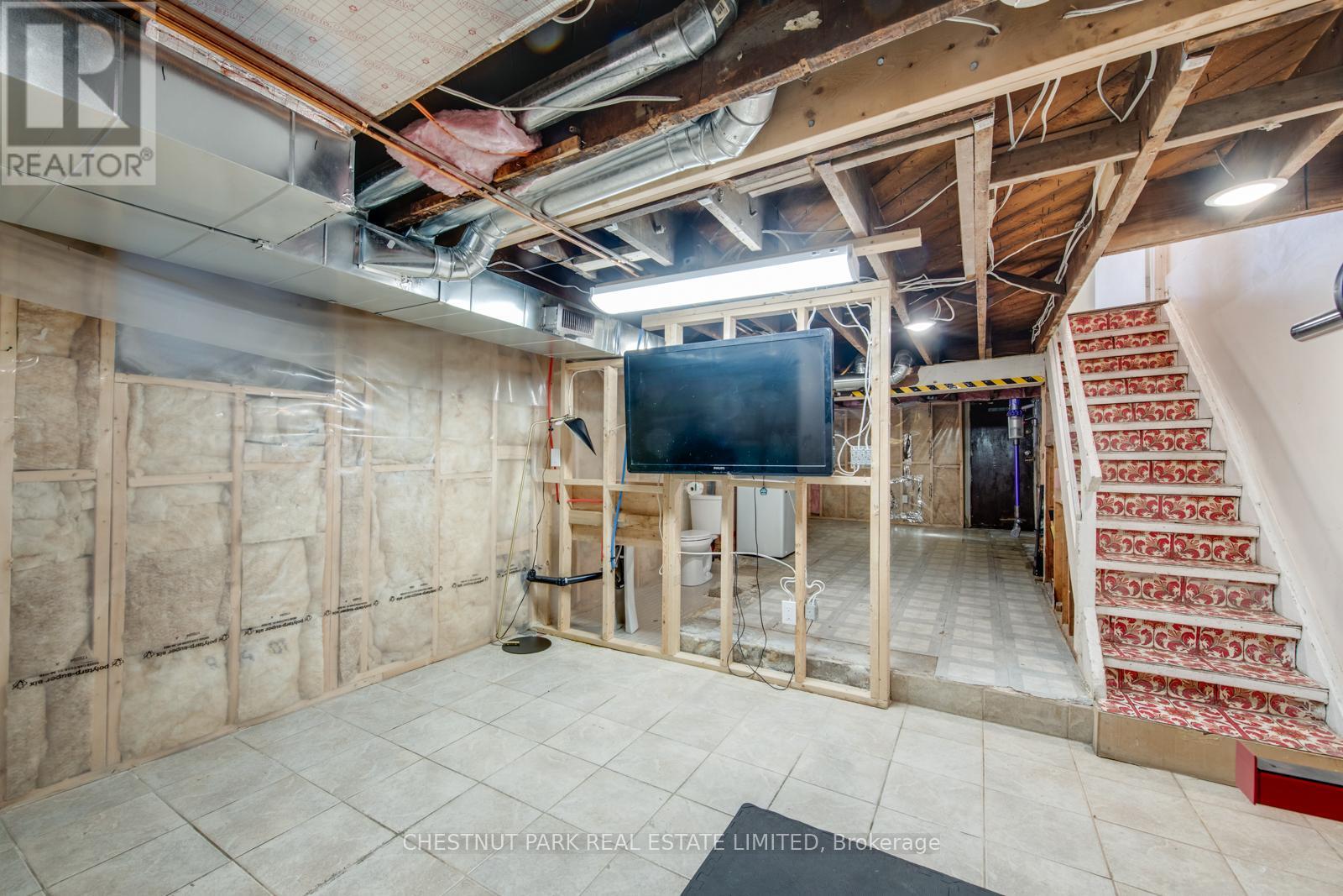 268 Prescott Avenue, Toronto, Ontario  M6N 3H1 - Photo 40 - W12817756