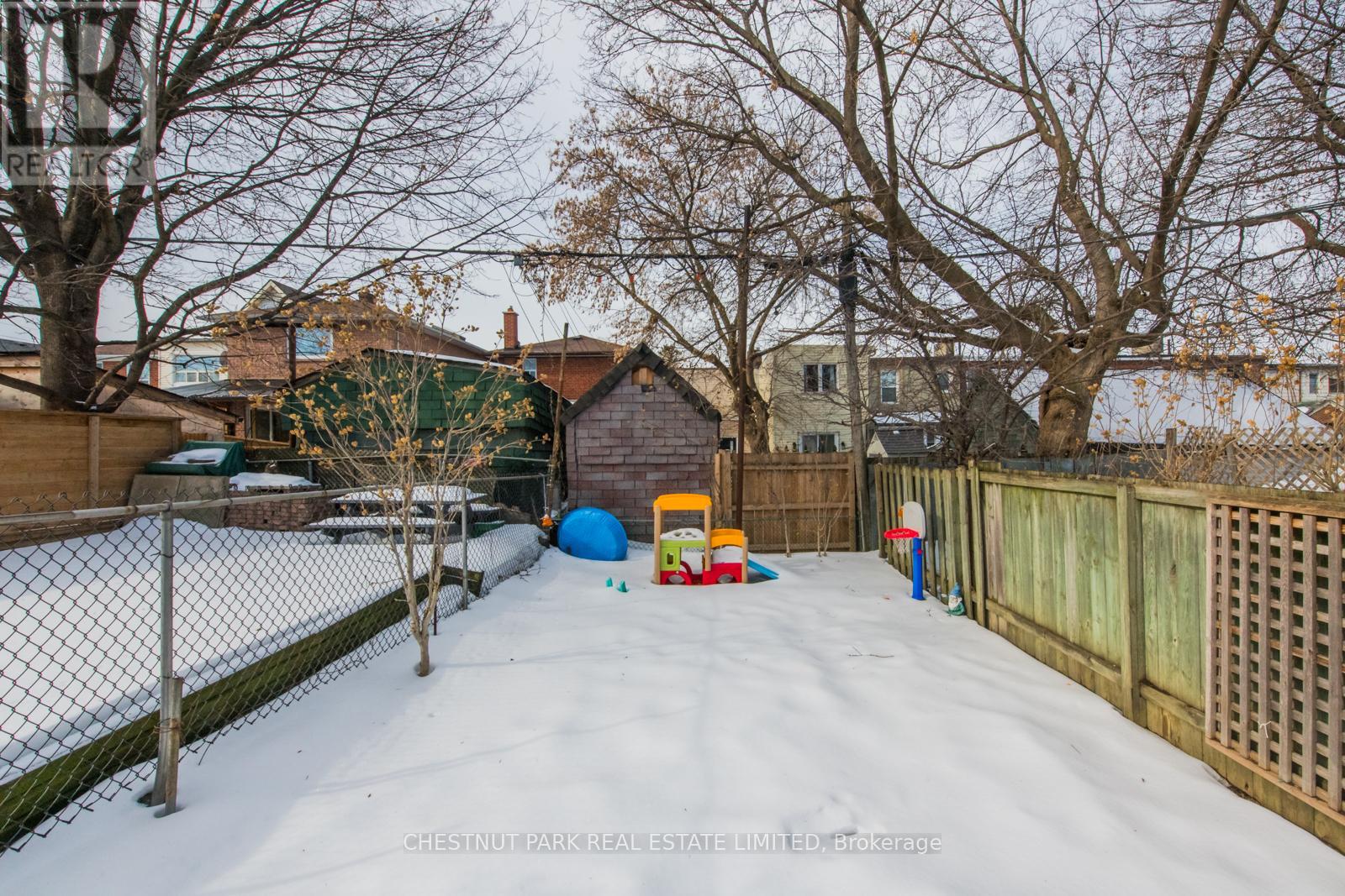 268 Prescott Avenue, Toronto, Ontario  M6N 3H1 - Photo 46 - W12817756
